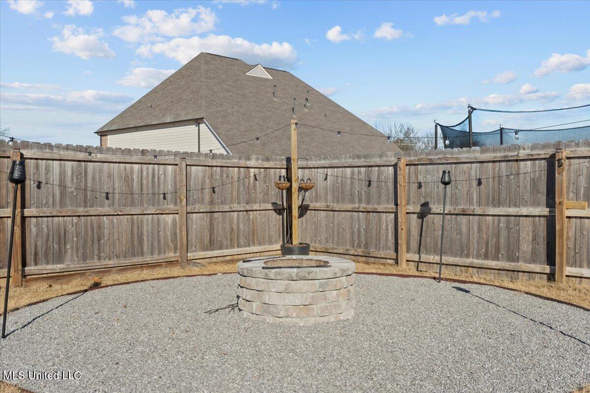 9564 Silo Pk Road Olive Branch, MS 38654 - Photo 46 of 50 Fire pit