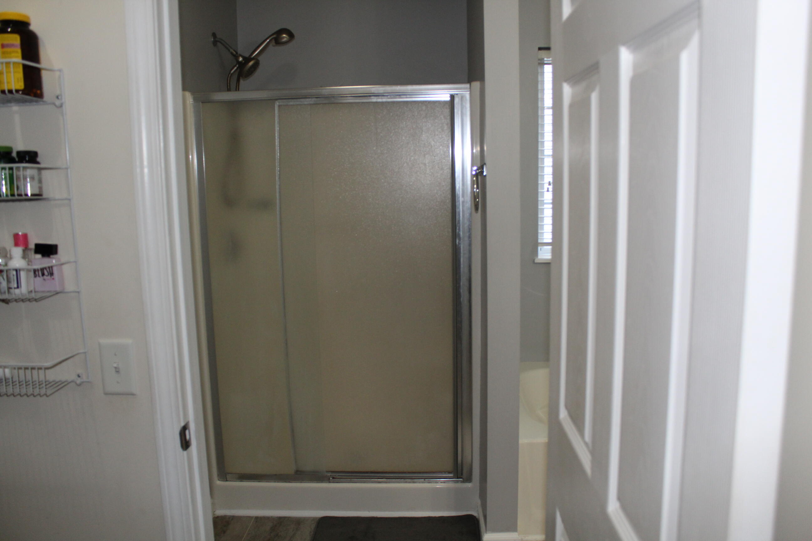 702 Beth Avenue Kalamazoo, MI 49004 - Photo 20 of 43 IMG_0175