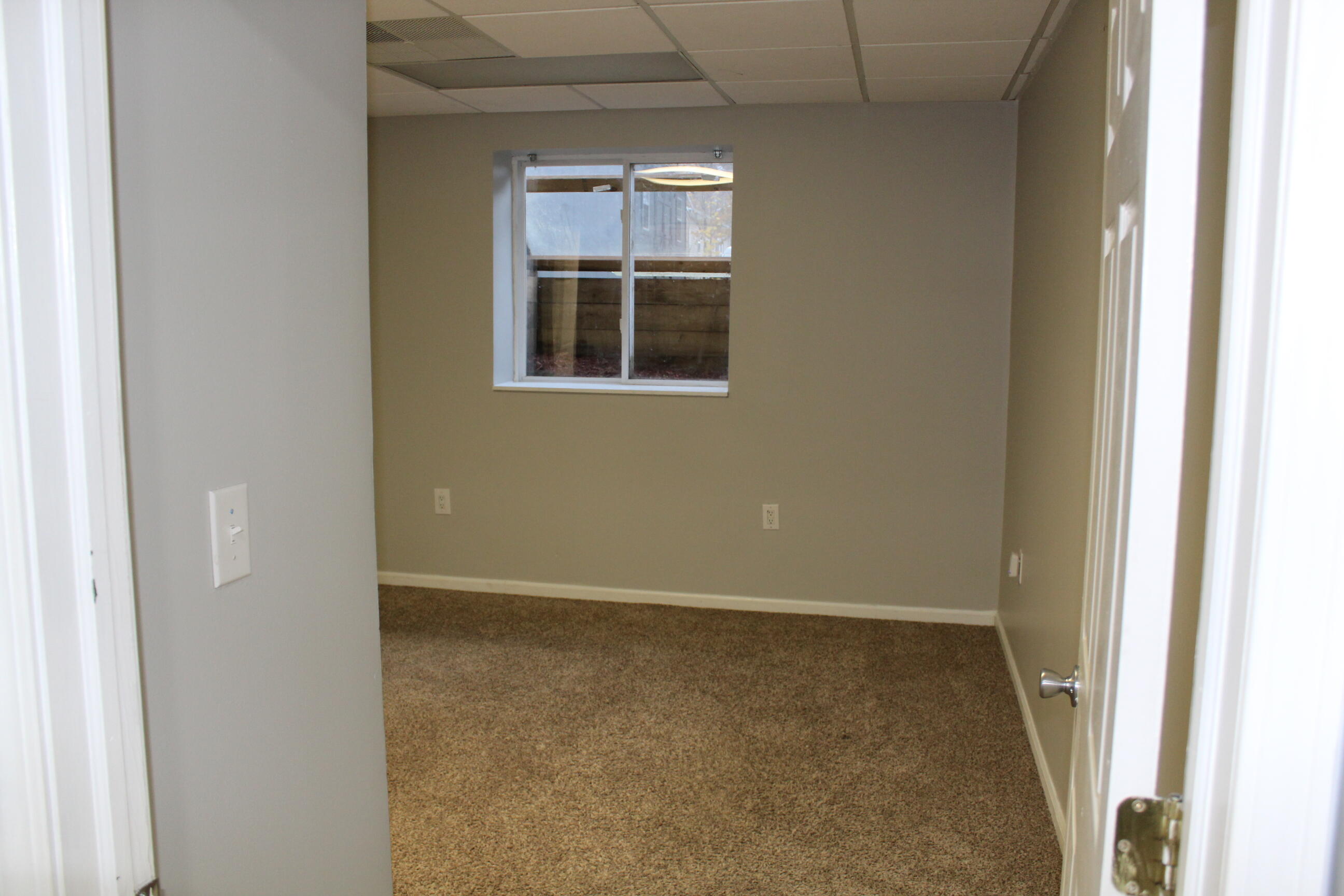 702 Beth Avenue Kalamazoo, MI 49004 - Photo 35 of 43 IMG_0197