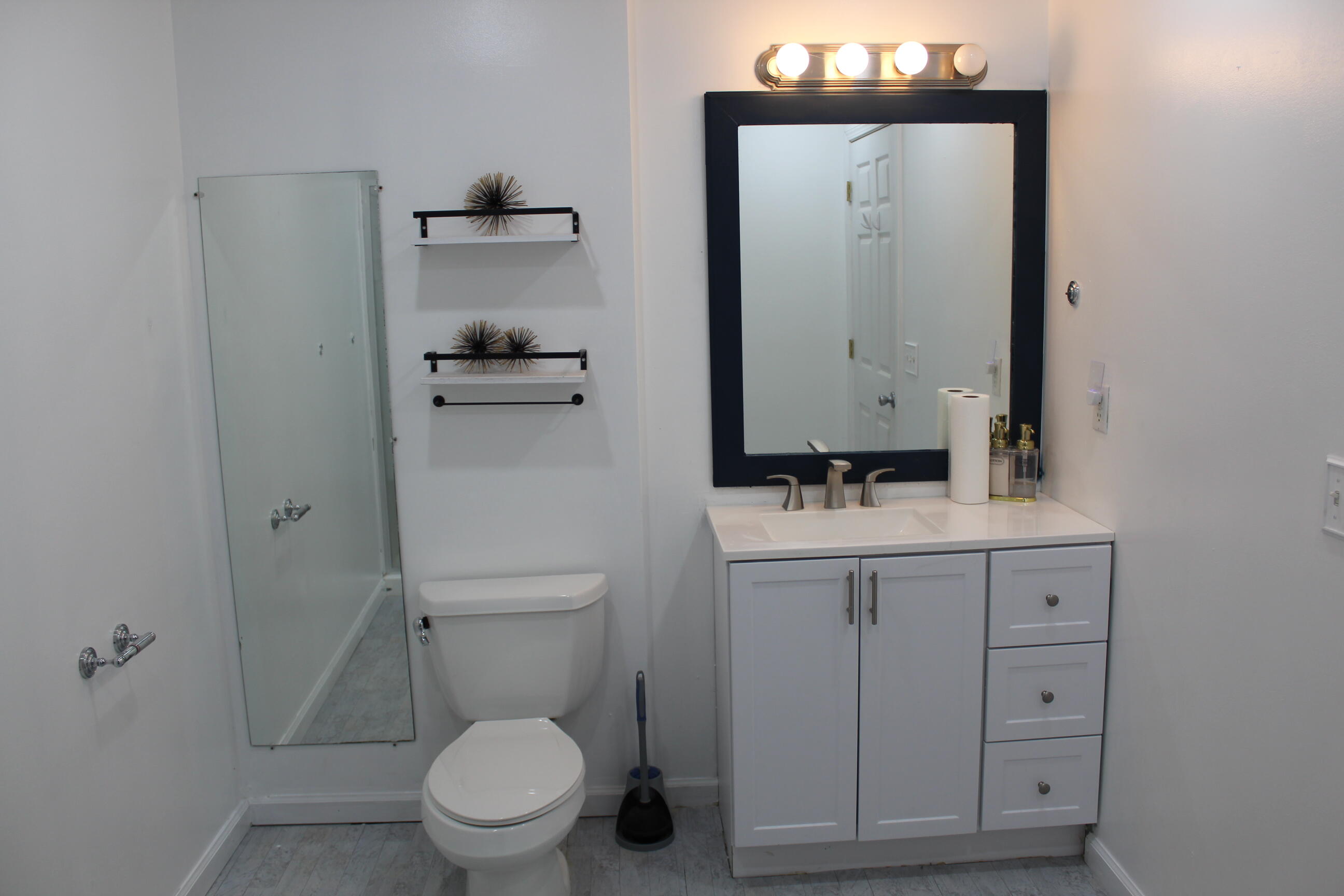 702 Beth Avenue Kalamazoo, MI 49004 - Photo 38 of 43 IMG_0205