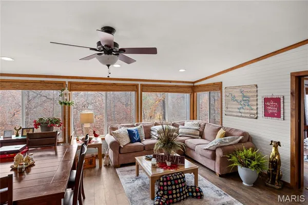 $393,000 | 186 Highlands Avenue, Camdenton, MO 65020