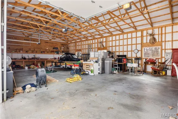 $393,000 | 186 Highlands Avenue, Camdenton, MO 65020