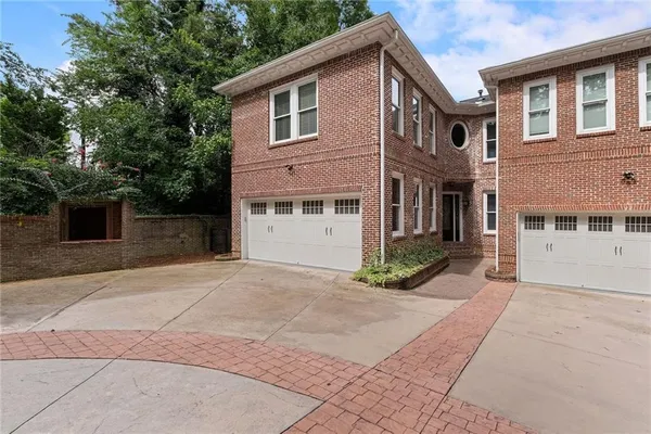 $950,000 | 1294 Lenox Park Boulevard Northeast, Brookhaven, GA 30319