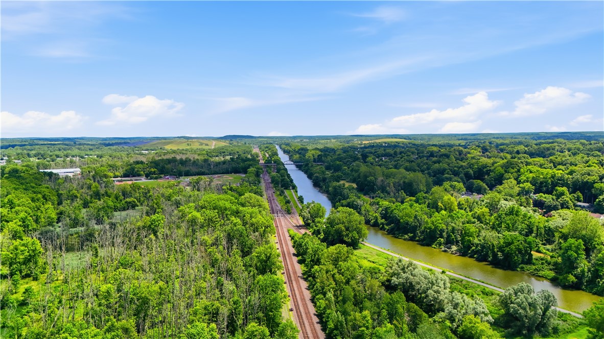 545 Macedon Center Road Perinton, NY 14450 - Photo 42 of 48