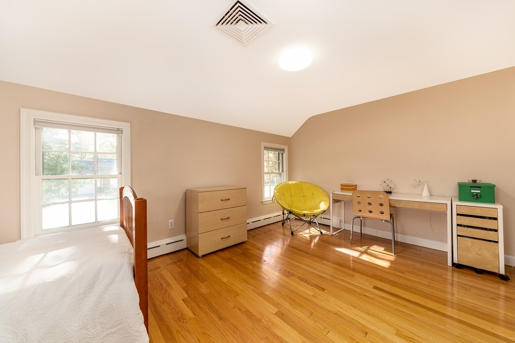 8 Hutchinson Road Winchester, MA 01890 - Photo 17 of 30
