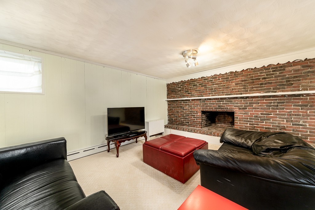 8 Hutchinson Road Winchester, MA 01890 - Photo 25 of 30