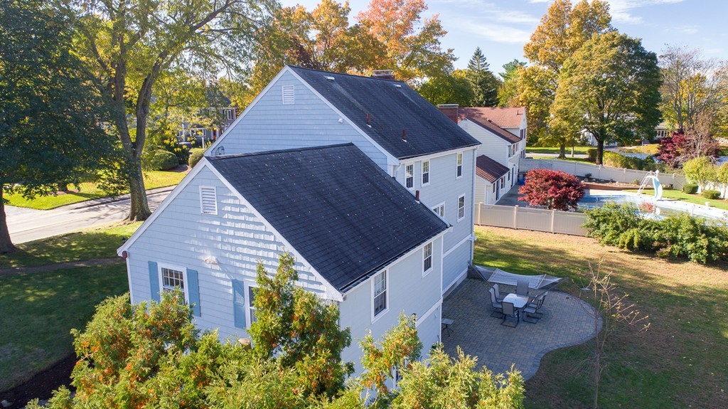 8 Hutchinson Road Winchester, MA 01890 - Photo 27 of 30