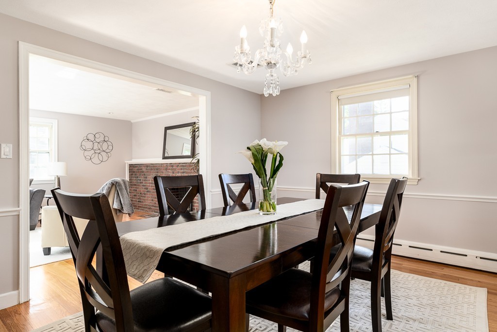 8 Hutchinson Road Winchester, MA 01890 - Photo 5 of 30