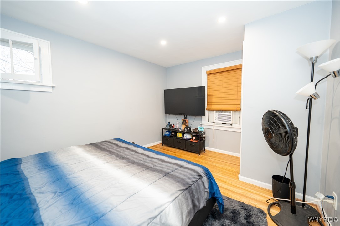 397 Sanders Road Buffalo, NY 14216 - Photo 28 of 44 Upper Master Bedroom