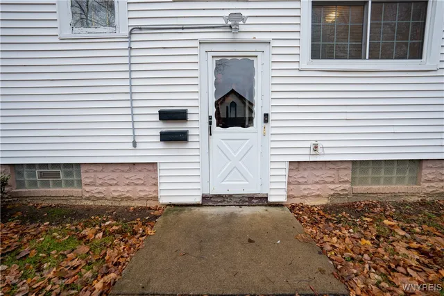 $299,900 | 397 Sanders Road, Buffalo, NY 14216