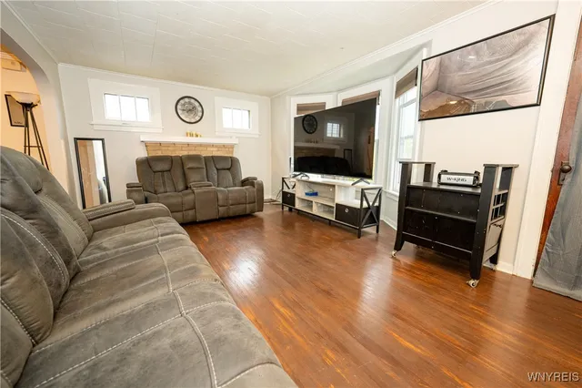 $299,900 | 397 Sanders Road, Buffalo, NY 14216