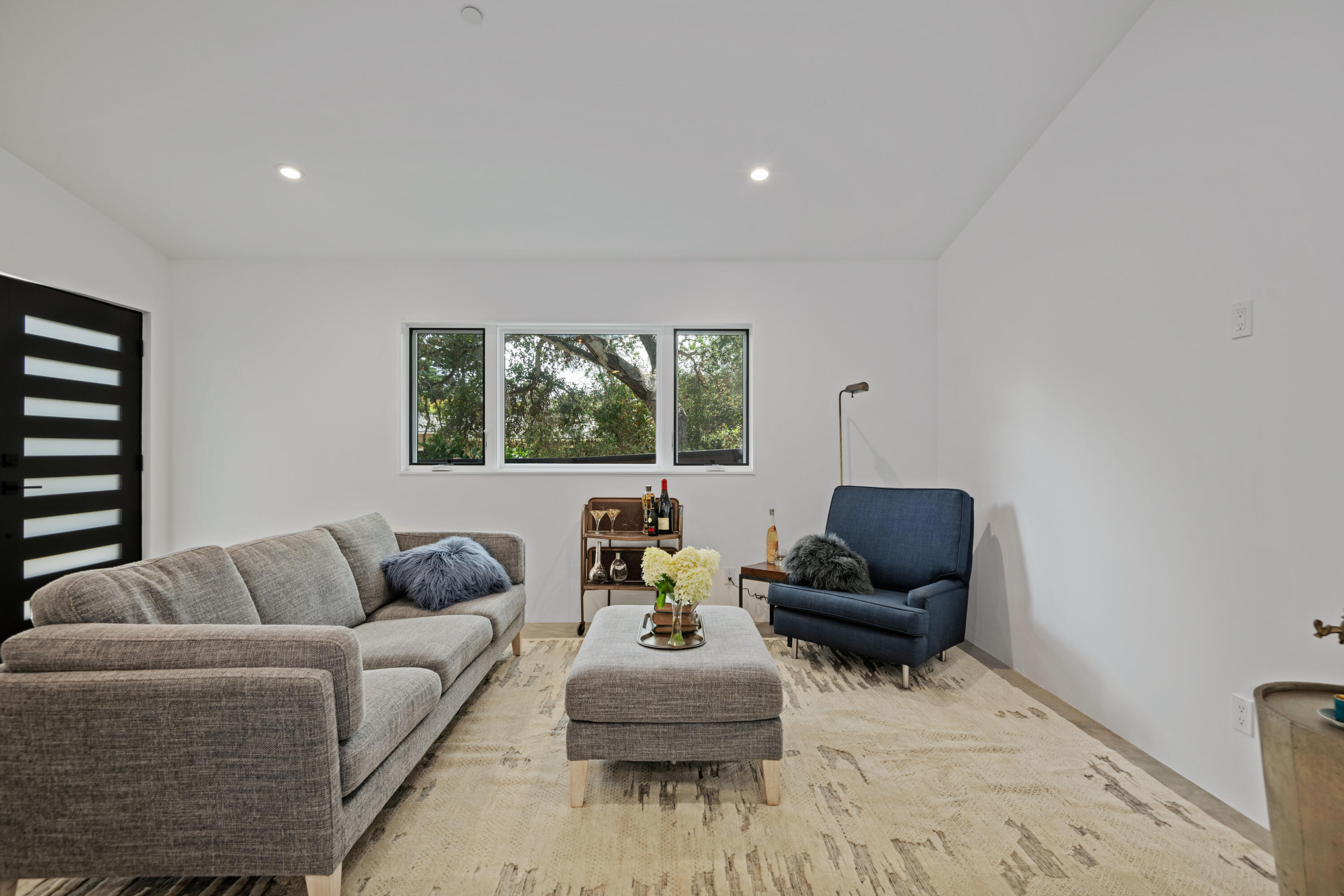 1374 East Valley Road, Unit B Montecito, CA 93108 - Photo 3 of 15 03 - Living Room