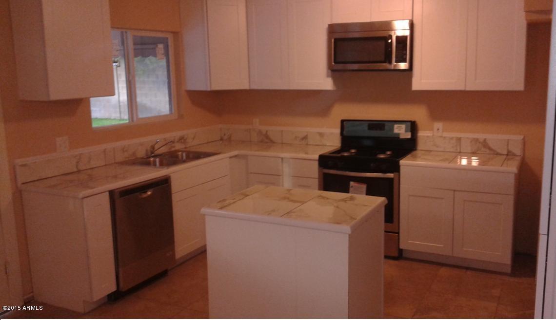 6108 West Cheery Lynn Road Phoenix, AZ 85033 - Photo 3 of 6 03-k2