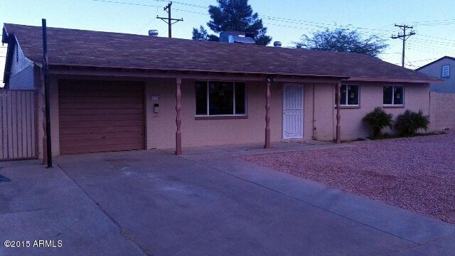 6108 West Cheery Lynn Road Phoenix, AZ 85033 - Photo 4 of 6 04-front