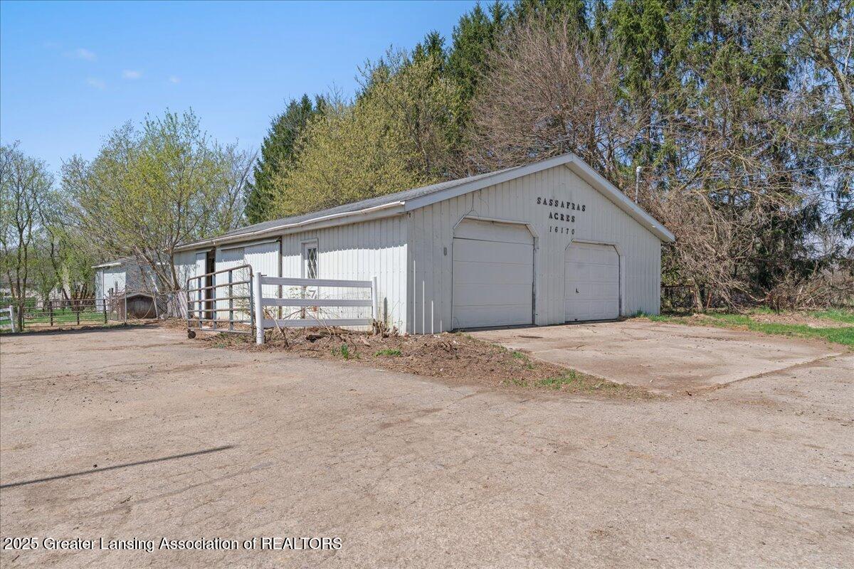 16170 South Wacousta Road Grand Ledge, MI 48837 - Photo 41 of 56 18-Media Jett - 15