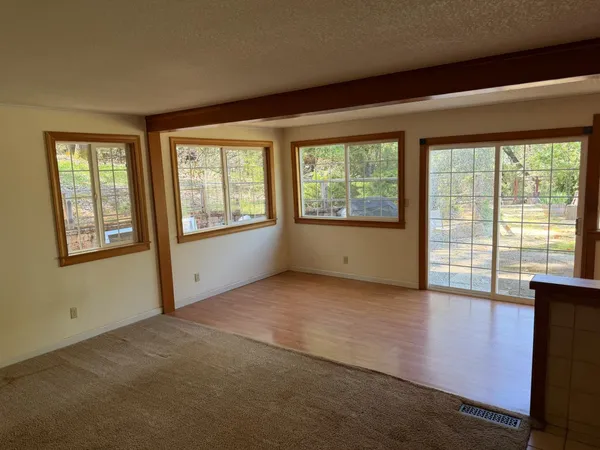 $319,000 | 14041 Druid Lane, Pine Grove, CA 95665