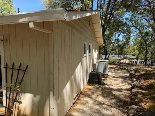 $319,000 | 14041 Druid Lane, Pine Grove, CA 95665
