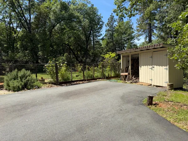 $319,000 | 14041 Druid Lane, Pine Grove, CA 95665