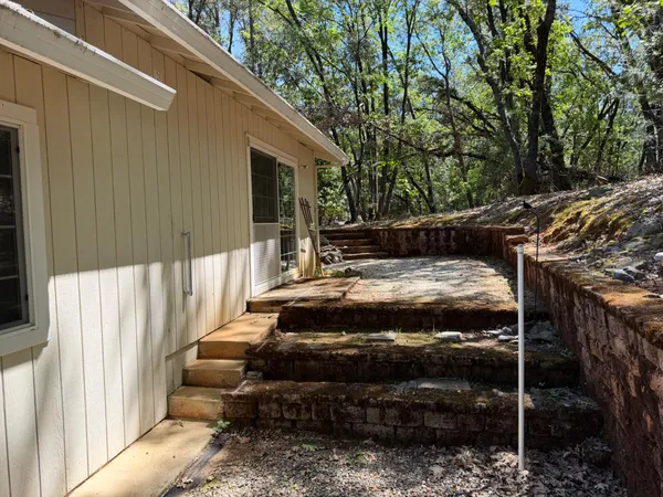 $319,000 | 14041 Druid Lane, Pine Grove, CA 95665