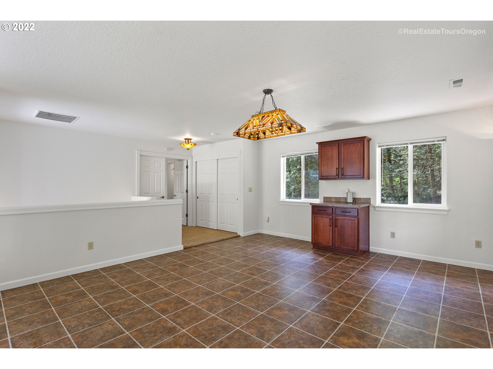 20250 Southwest Jaquith Road Newberg, OR 97132 - Photo 17 of 31 Gallery Image 17