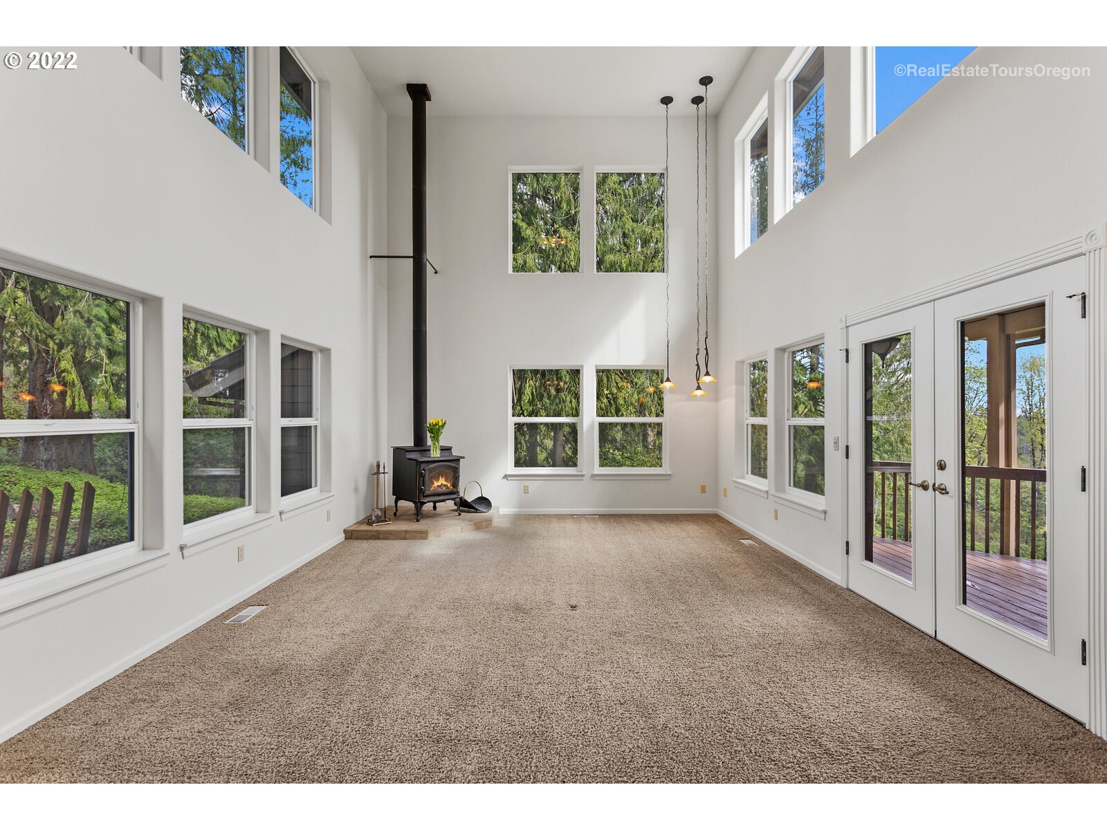 20250 Southwest Jaquith Road Newberg, OR 97132 - Photo 9 of 31 Gallery Image 9