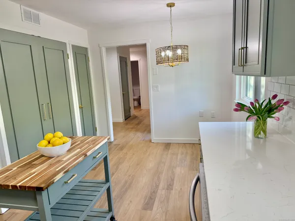 $409,000 | 740 Heritage Village, Unit B, Southbury, CT 06488