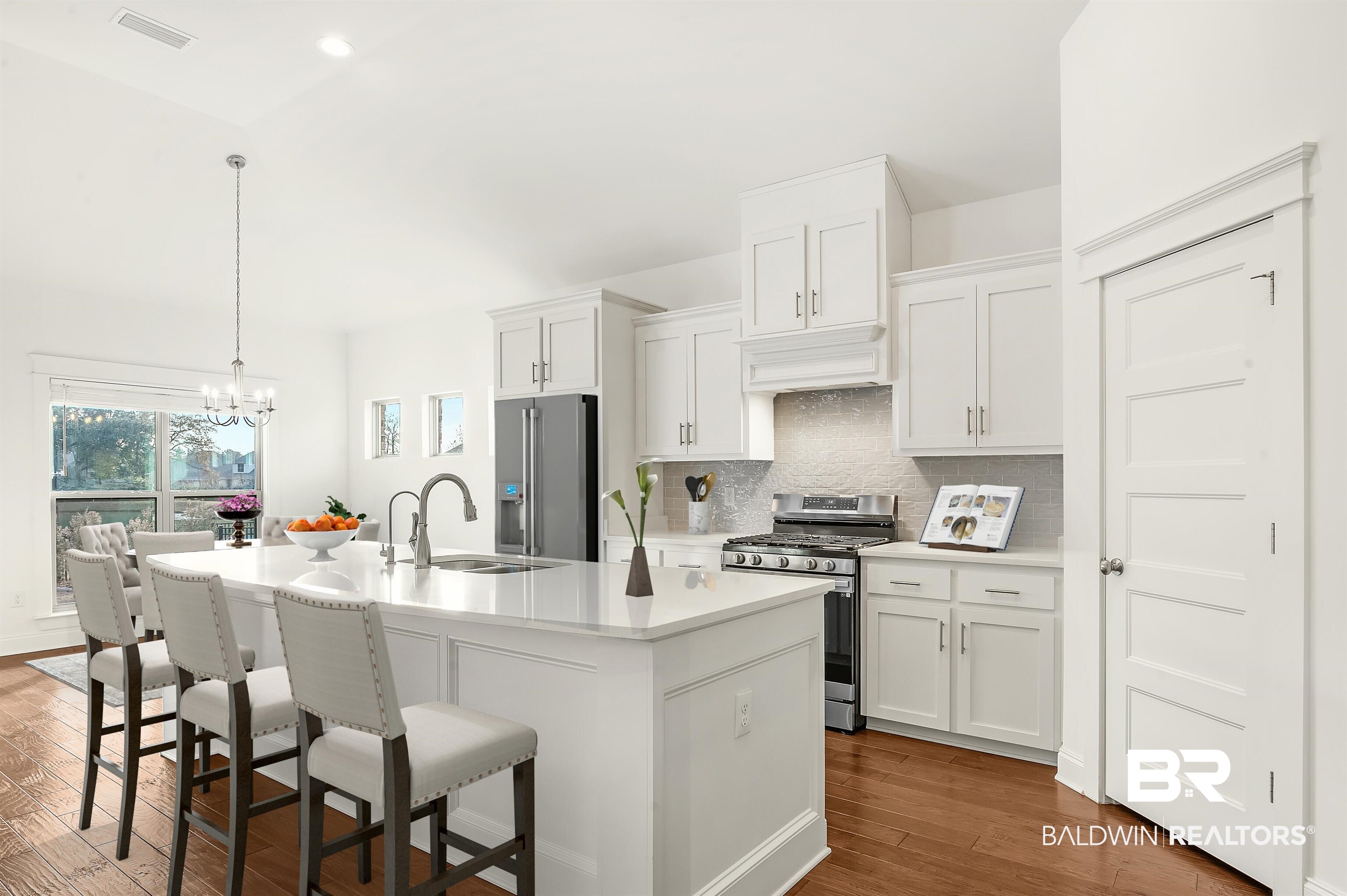284 Fennec Street Fairhope, AL 36532 - Photo 12 of 73 Kitchen-Breakfast Bar