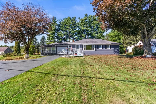 $220,000 | 946 Highway 88, Phelps, NY 14513