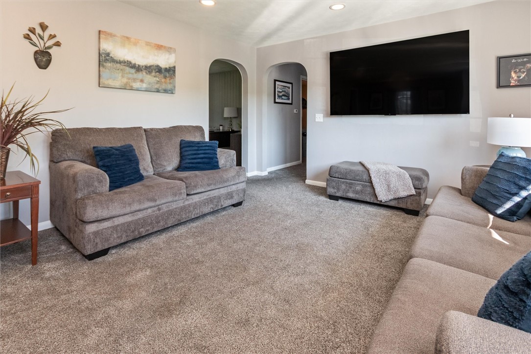 946 Highway 88 Phelps, NY 14513 - Photo 27 of 48 living room