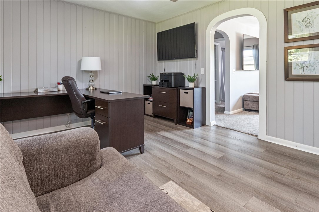 946 Highway 88 Phelps, NY 14513 - Photo 29 of 48 dining area/ office space