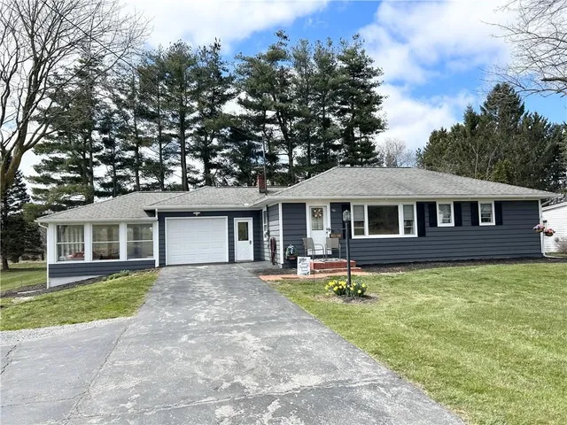 $220,000 | 946 Highway 88, Phelps, NY 14513