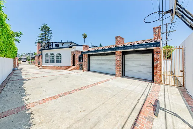$1,389,000 | 5334 South Victoria Avenue, Los Angeles, CA 90043