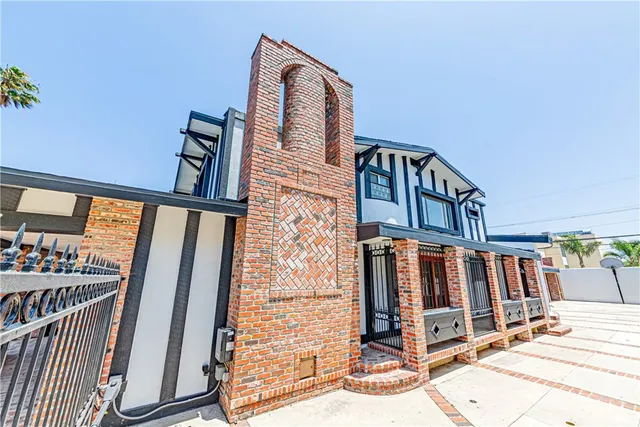 $1,389,000 | 5334 South Victoria Avenue, Los Angeles, CA 90043