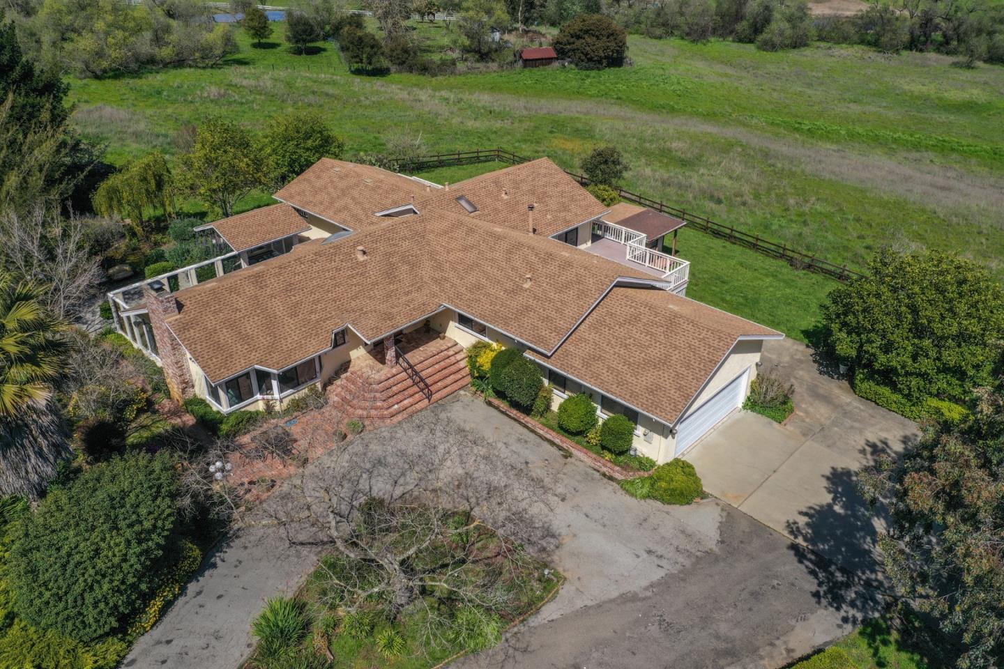 105 Mountain View Road Watsonville, CA 95076 - Photo 4 of 26 an aerial view of a house with garden