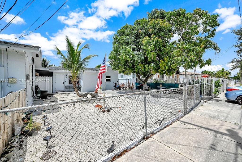 6501 Southwest 4th Street, Unit B Miami, FL 33144 - Photo 2 of 12