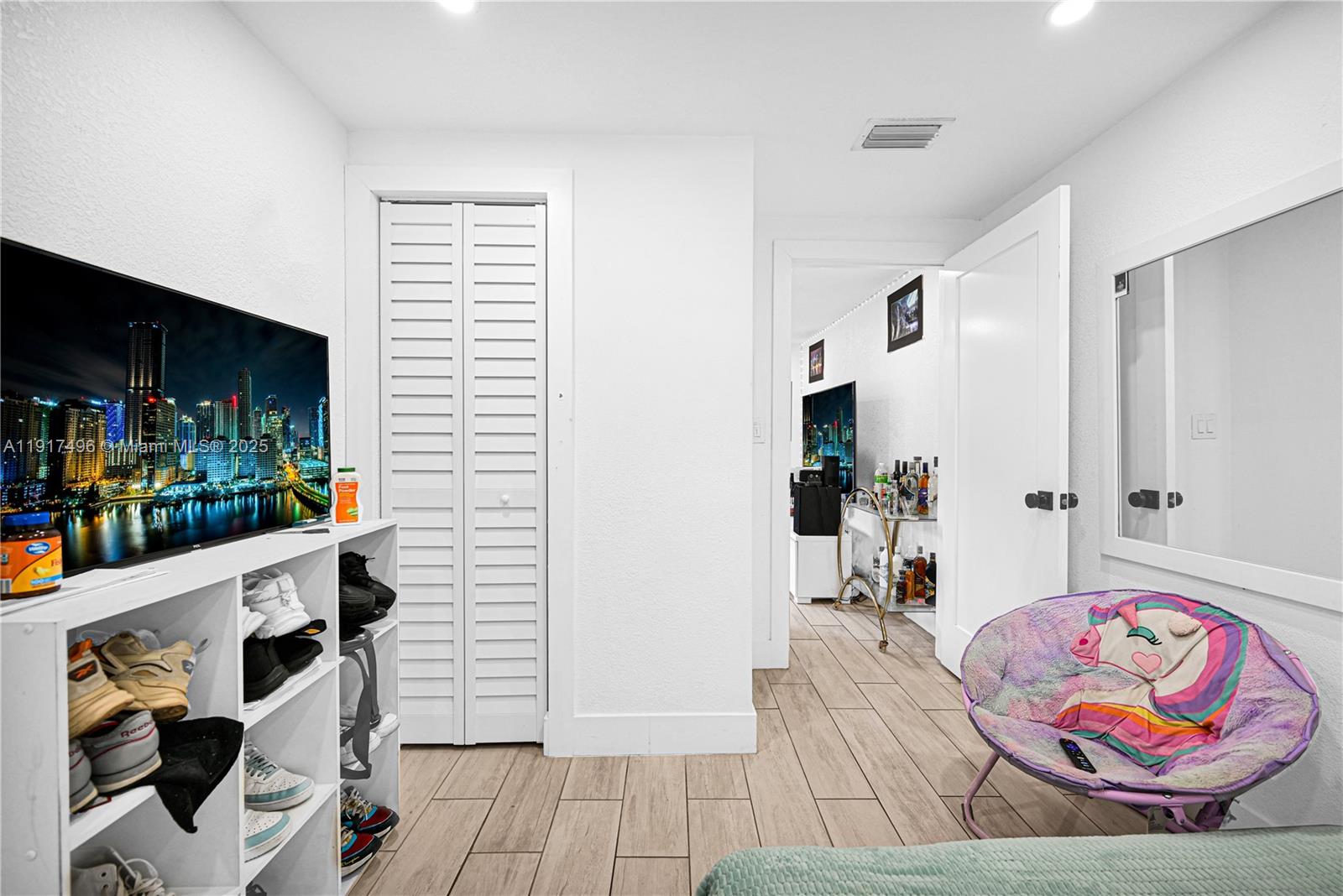 6501 Southwest 4th Street, Unit B Miami, FL 33144 - Photo 5 of 12