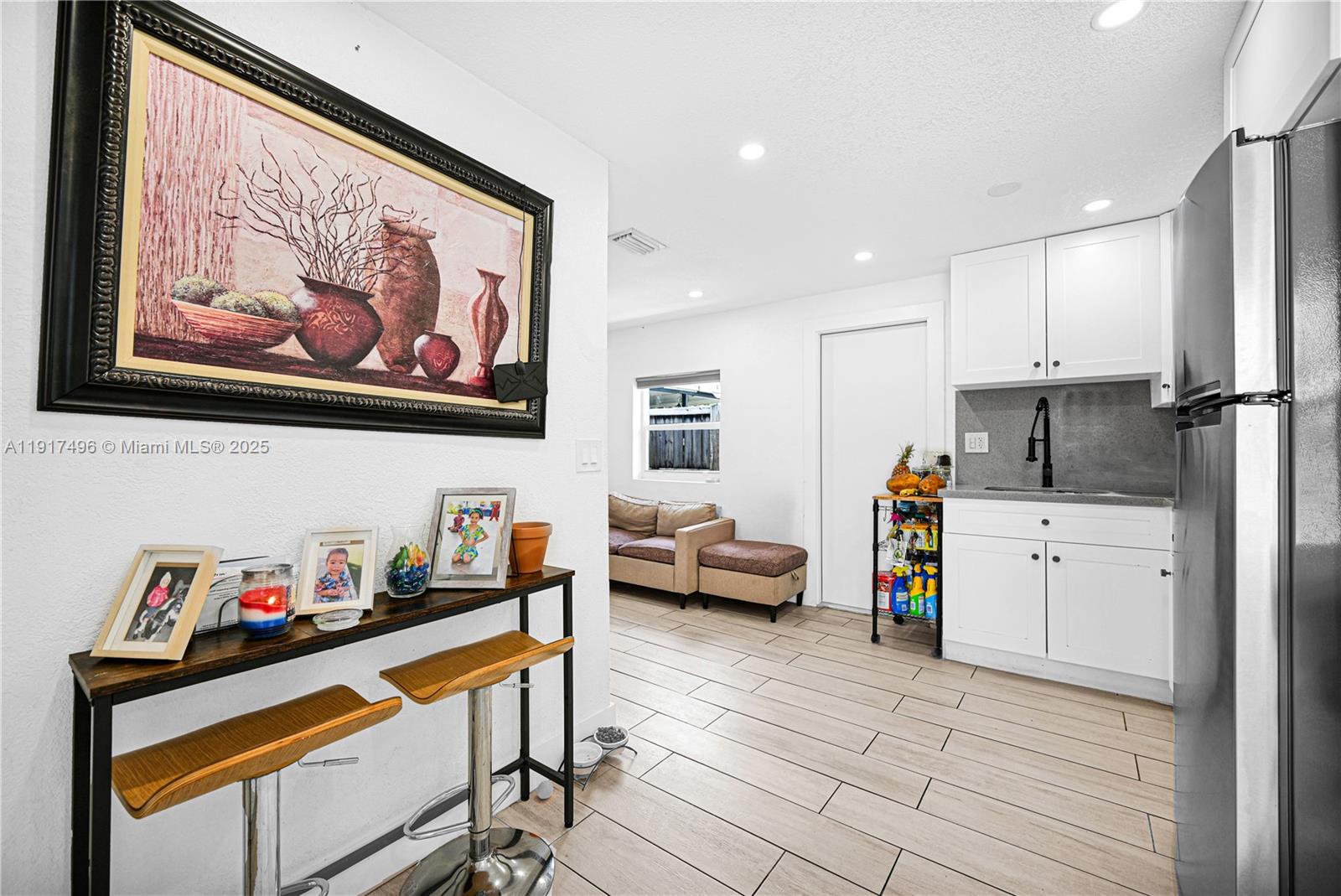 6501 Southwest 4th Street, Unit B Miami, FL 33144 - Photo 9 of 12