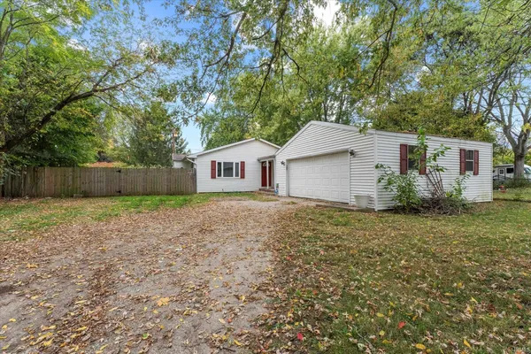 $215,000 | 52303 Hollyhock Road, South Bend, IN 46637
