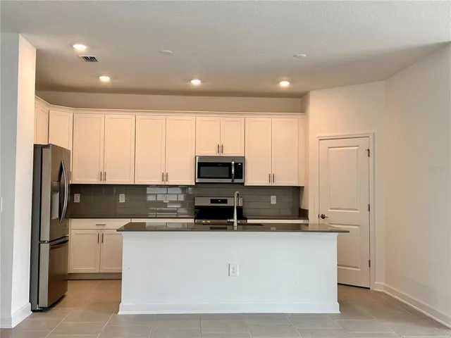 $2,450 | 4101 Redbridge Loop, Davenport, FL 33837