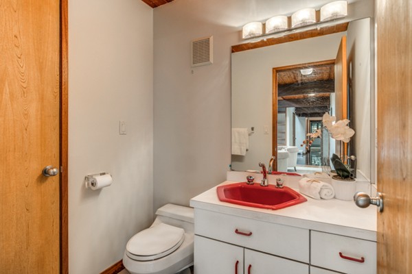 22 Solomon Pierce Road Lexington, MA 02420 - Photo 7 of 25 Gallery Image 7