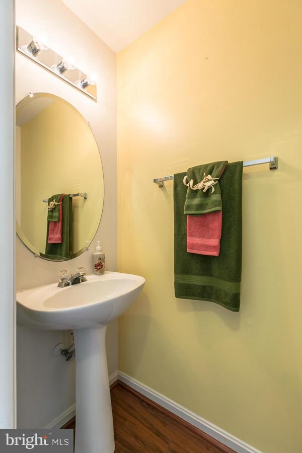 831 Autumn Ridge Road Culpeper, VA 22701 - Photo 11 of 28 Bath