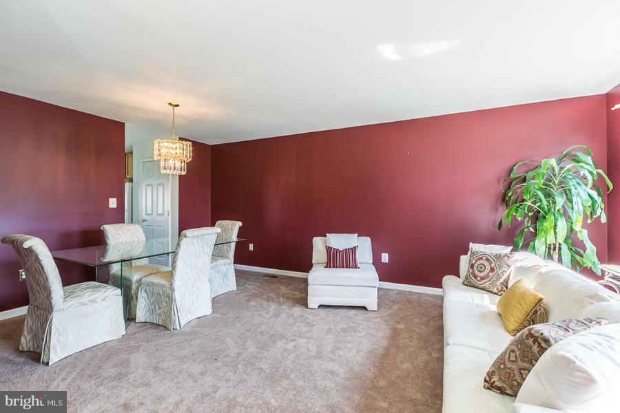 831 Autumn Ridge Road Culpeper, VA 22701 - Photo 3 of 28 Dining Room