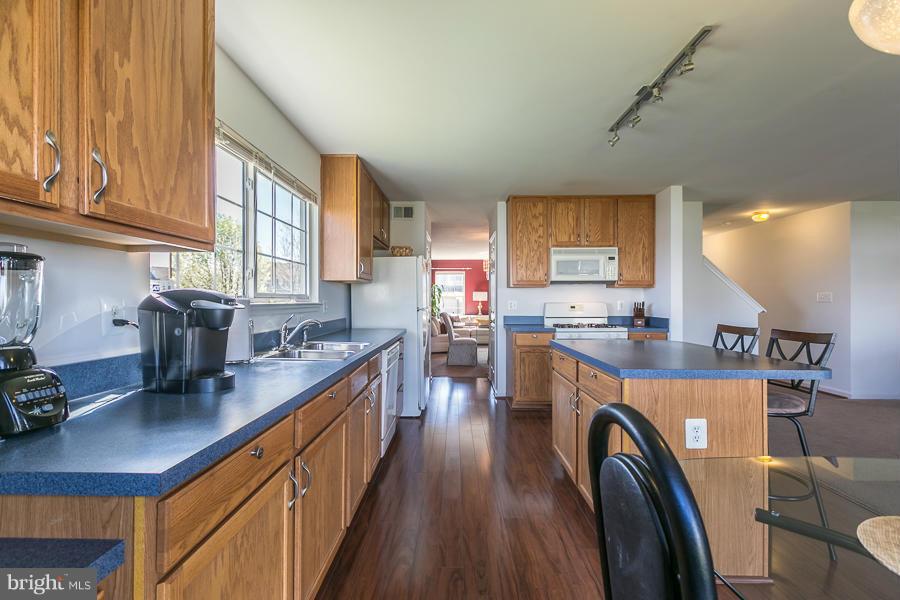 831 Autumn Ridge Road Culpeper, VA 22701 - Photo 8 of 28 Kitchen