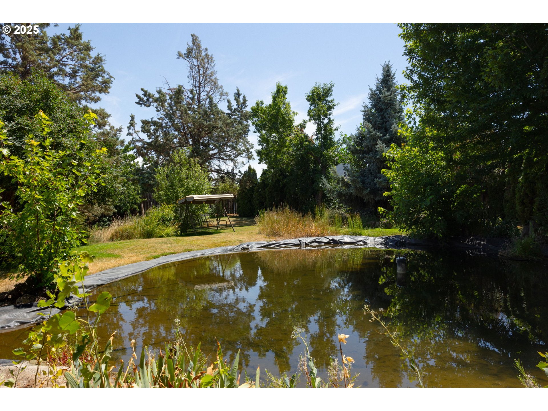 2636 Southwest Mariposa Loop Redmond, OR 97756 - Photo 21 of 44