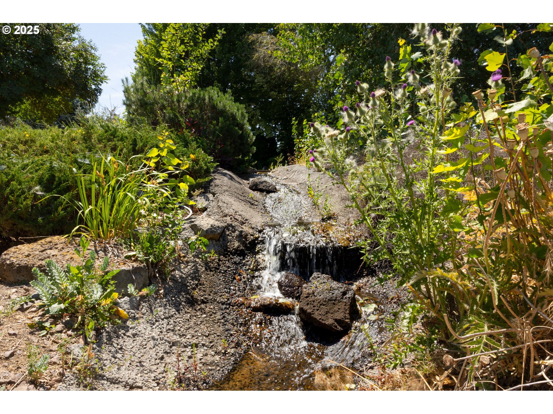2636 Southwest Mariposa Loop Redmond, OR 97756 - Photo 27 of 44