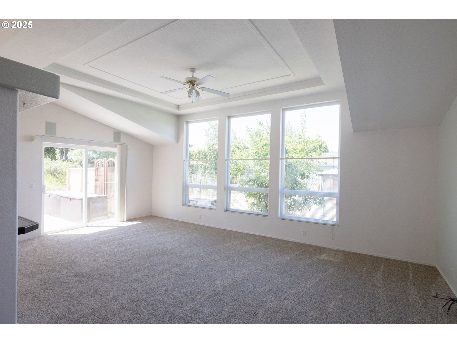 2636 Southwest Mariposa Loop Redmond, OR 97756 - Photo 39 of 44