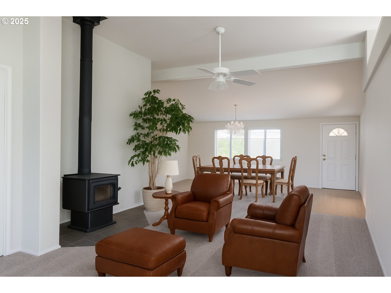 2636 Southwest Mariposa Loop Redmond, OR 97756 - Photo 42 of 44