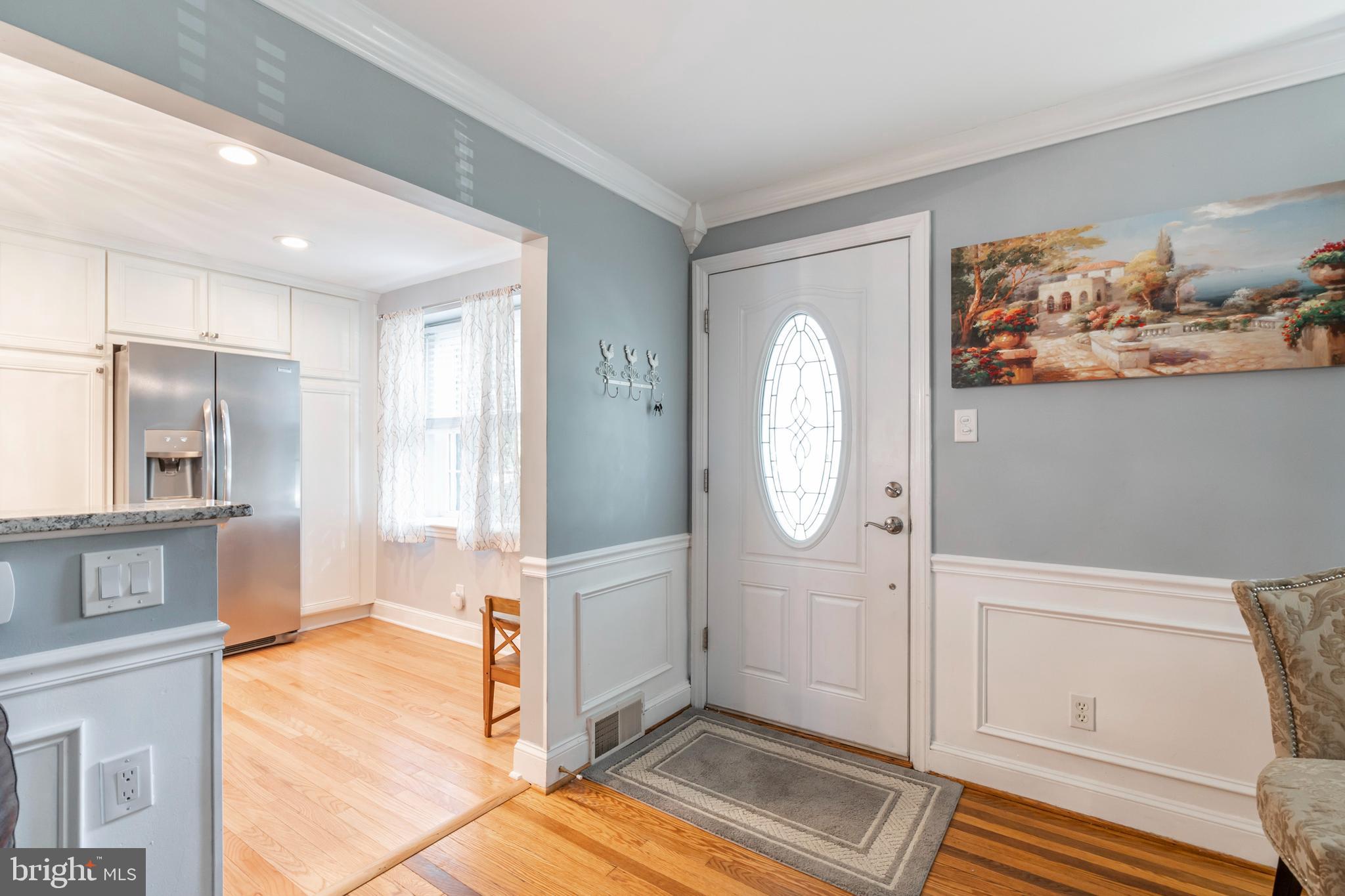 242 Harrogate Road Wynnewood, PA 19096 - Photo 5 of 43