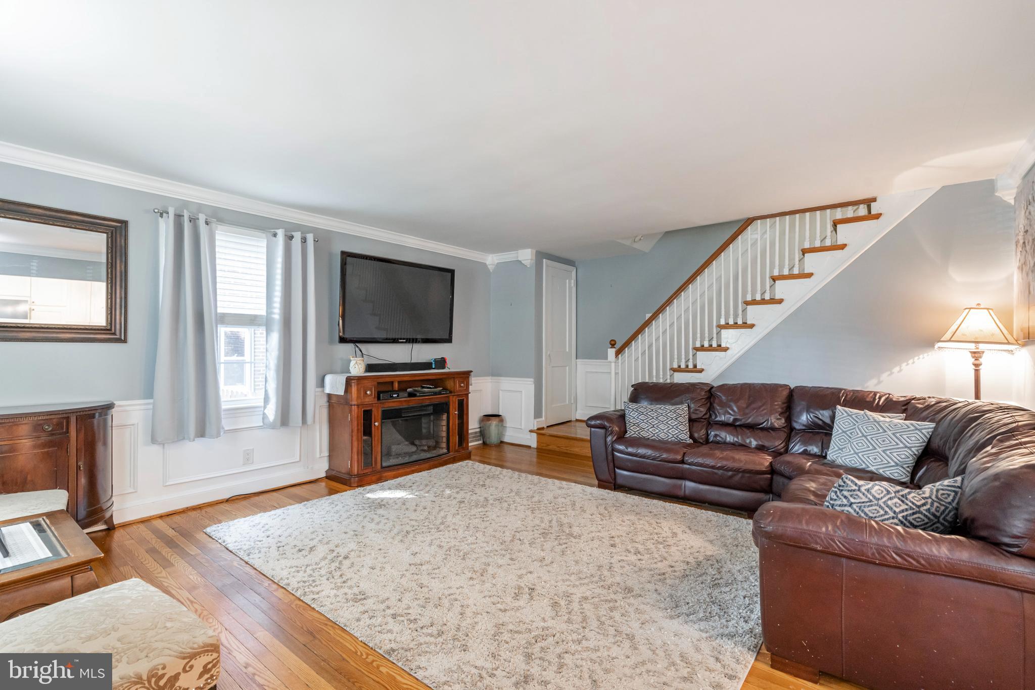 242 Harrogate Road Wynnewood, PA 19096 - Photo 8 of 43