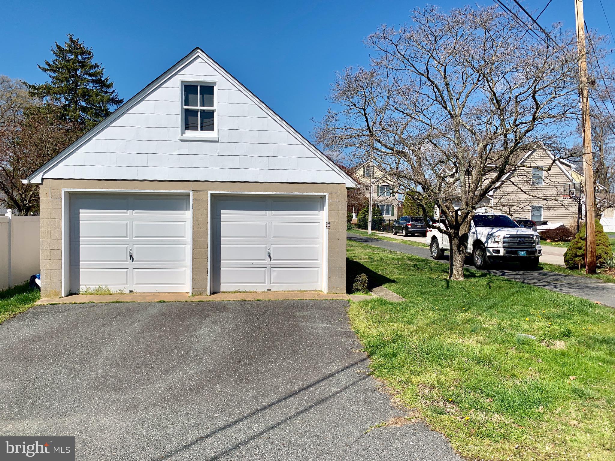 604 Oakdean Road Baltimore, MD 21220 - Photo 2 of 63